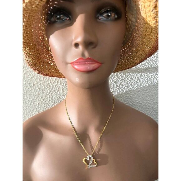 Gorgeous Diamond Heart Necklace - Picture 7 of 7